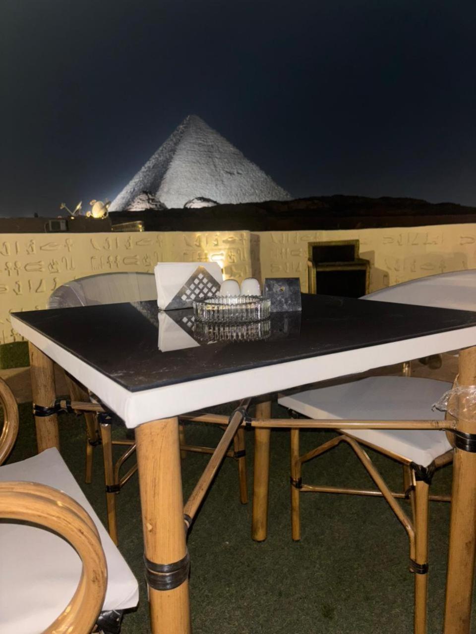 Sequoia Pyramids View Hotel Kafrat al Jabal Bagian luar foto